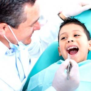 Clínicas dentales Valencia - Todo tipo de tratamientos dentales