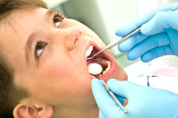 Clínica dental primera visita gratuita Valencia – Dentistas en Valencia